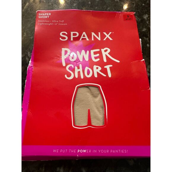 SPANX Everyday Seamless Shorty soft nude size small shape wear - Picture 5 of 6
